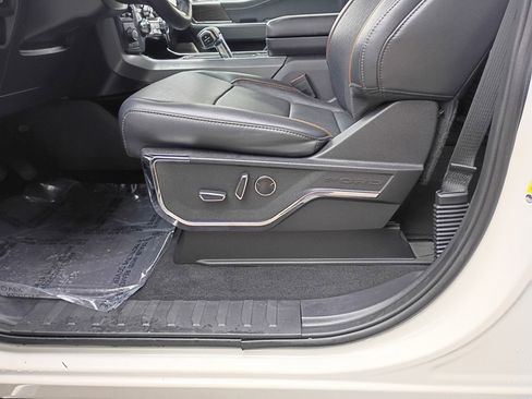 Used 2024 Ford F150 Lariat w/ Equipment Group 502A High image 16