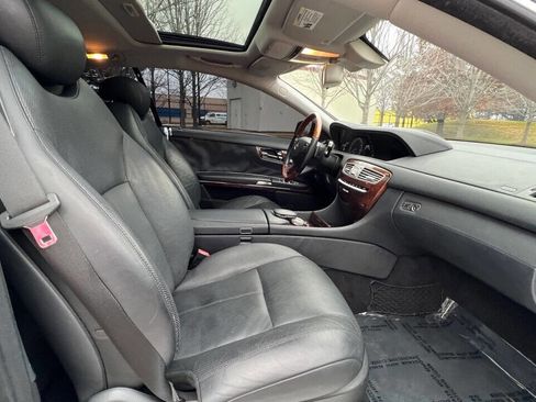 Used 2010 Mercedes-Benz CL 550 4MATIC image 18