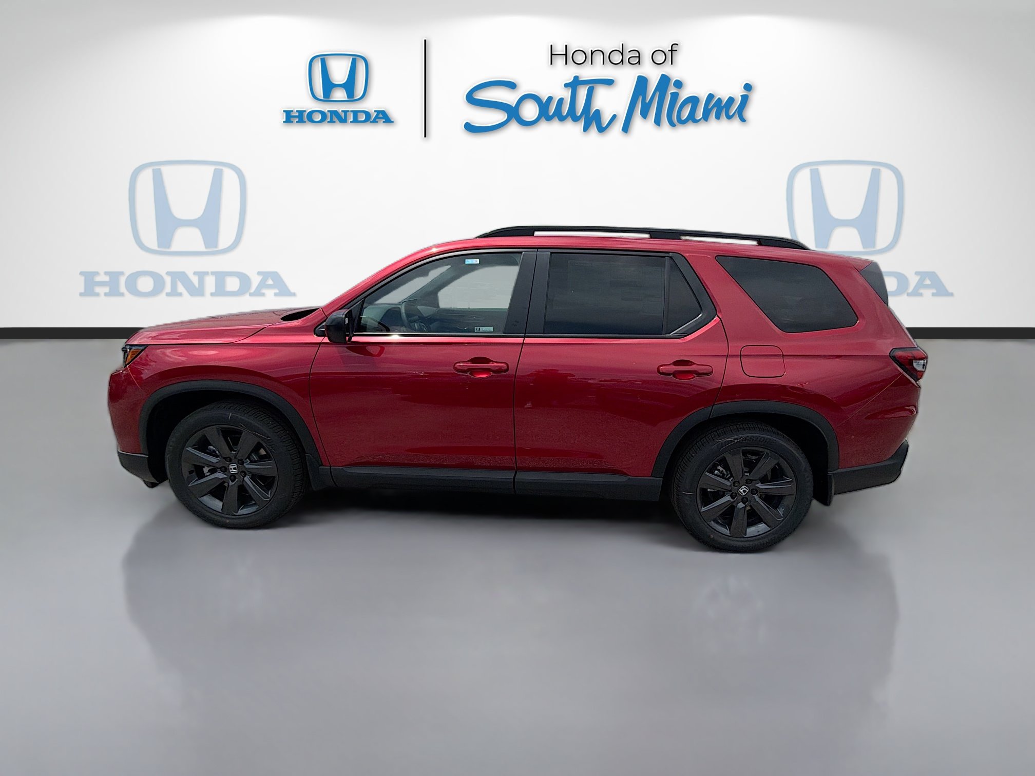 New 2026 Honda Pilot Sport image 4