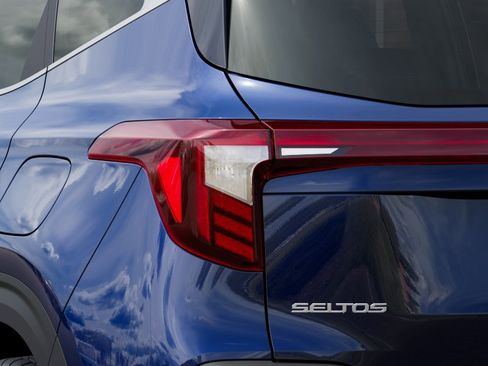 New 2026 Kia Seltos EX AWD/4WD image 11