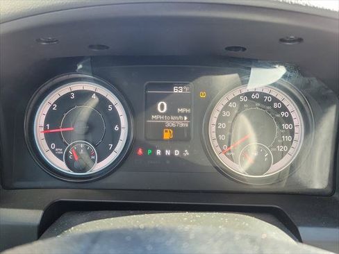 Certified 2019 RAM 1500 Express RWD image 15