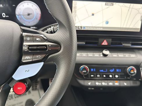 Used 2025 Hyundai Elantra N FWD image 39