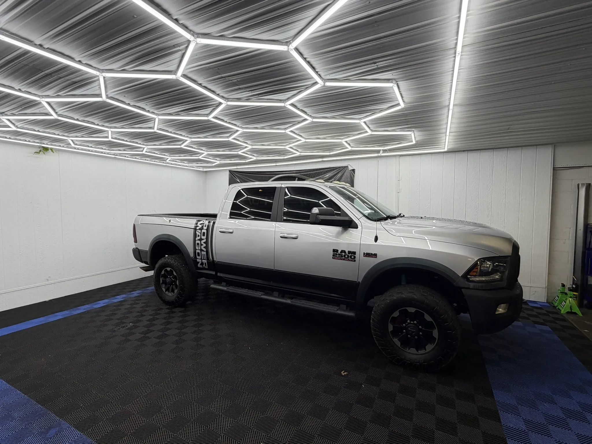 Used 2017 RAM 2500 Power Wagon w/ Leather & Luxury Group AWD/4WD image 2