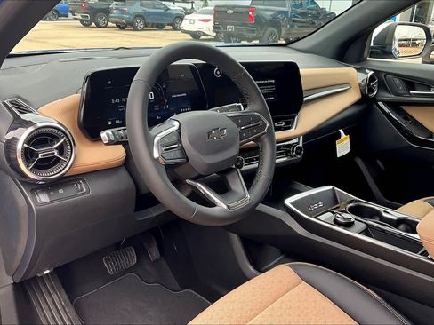 New 2026 Chevrolet Equinox ACTIV w/ Convenience Package III FWD image 9
