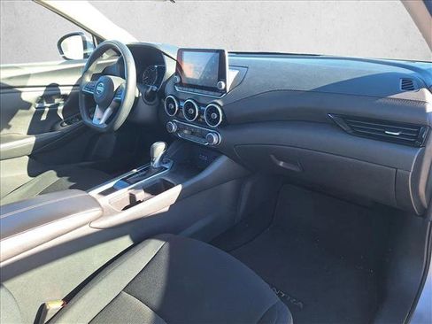 Used 2023 Nissan Sentra SV image 18