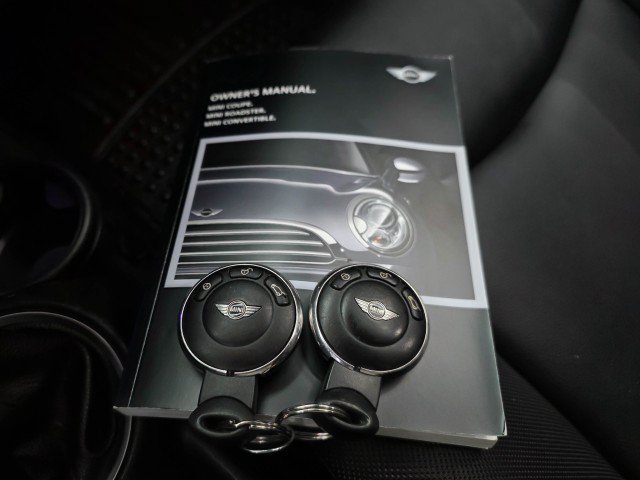 Used 2015 MINI Cooper Convertible FWD image 34