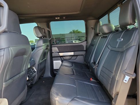 Used 2025 Ford F250 Platinum w/ FX4 Off-Road Package AWD/4WD image 8