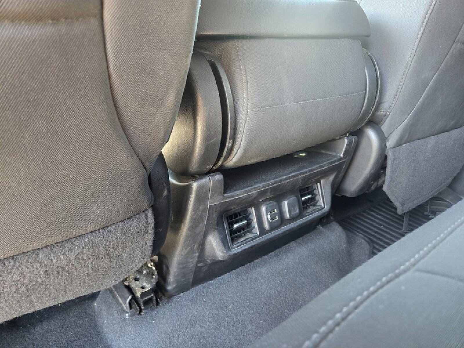 Used 2020 Chevrolet Silverado 1500 LT w/ All-Star Edition AWD/4WD image 23