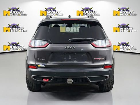 Used 2019 Jeep Cherokee Trailhawk AWD/4WD image 6