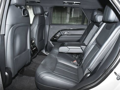 Used 2025 Land Rover Range Rover Sport Dynamic SE AWD/4WD image 52