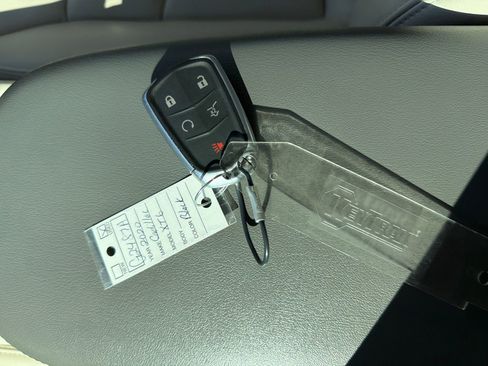 Used 2020 Cadillac XT6 Premium Luxury image 30