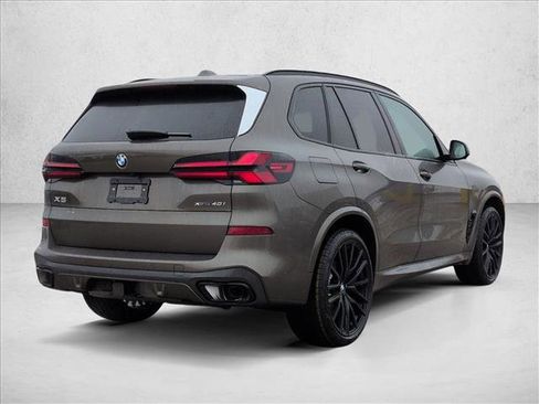 New 2026 BMW X5 xDrive40i w/ M Sport Package image 2