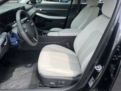 New 2026 Hyundai Sonata SEL FWD image 11