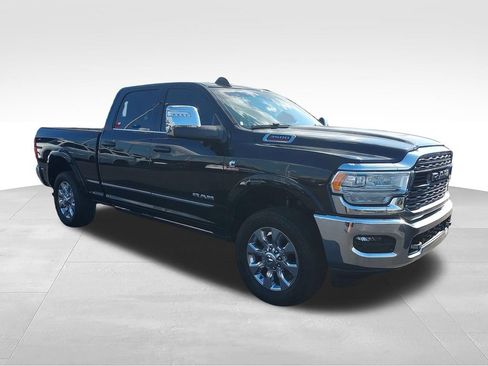 Used 2024 RAM 3500 Limited AWD/4WD image 7