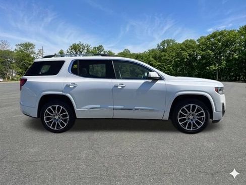 Used 2023 GMC Acadia Denali w/ Denali Ultimate Package AWD/4WD image 10