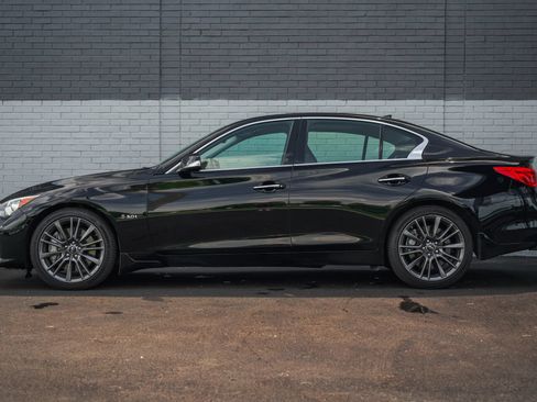 Used 2016 INFINITI Q50 Red Sport 400 AWD/4WD image 8