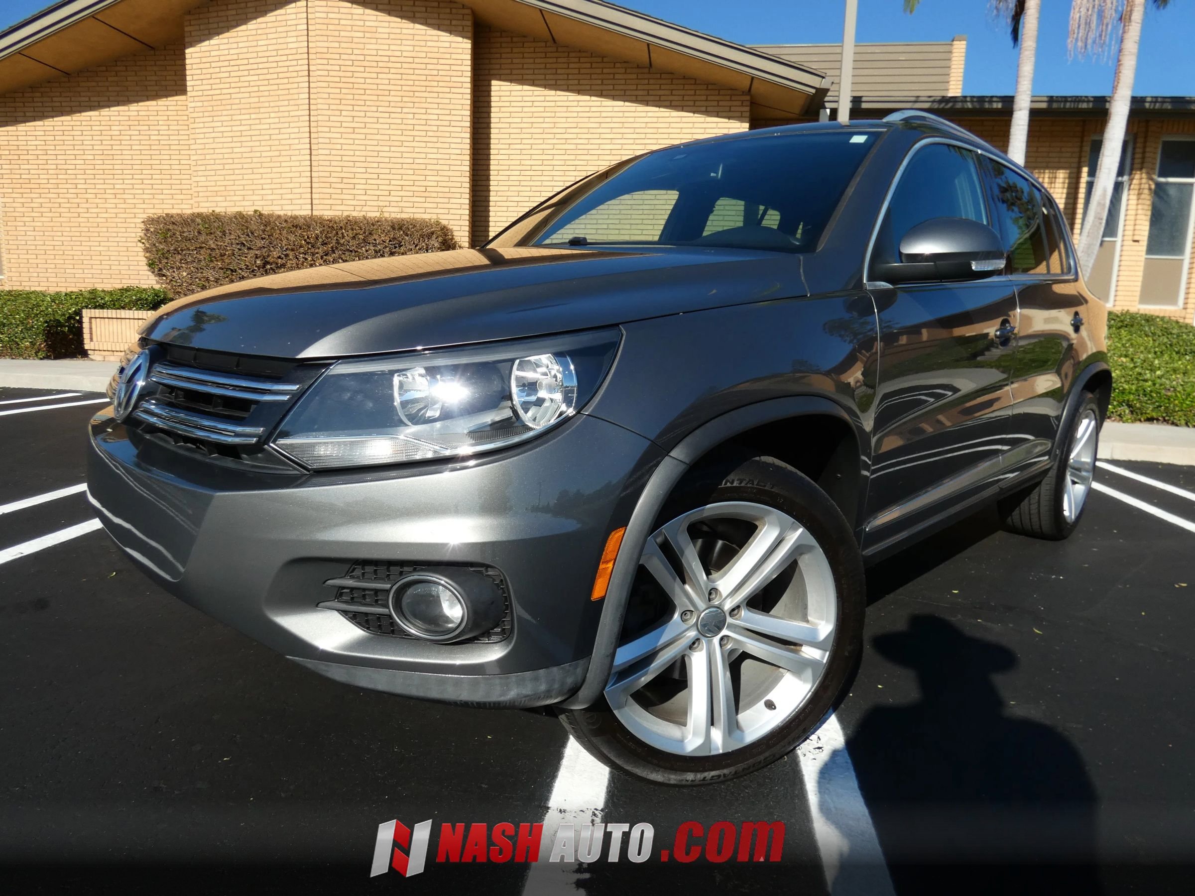 Used 2016 Volkswagen Tiguan R-Line FWD image 16