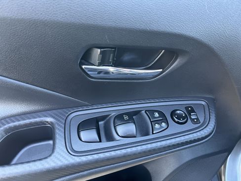 Used 2024 Nissan Versa SV image 25