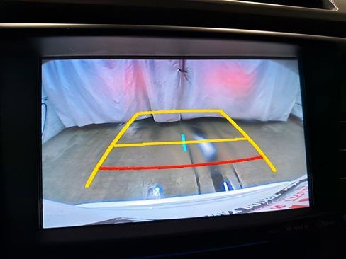 Used 2018 Toyota RAV4 Limited image 21