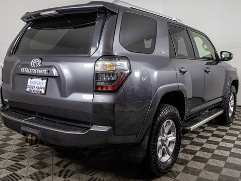 Used 2015 Toyota 4Runner SR5 image 10