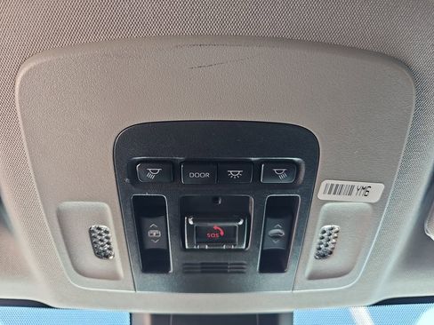 Used 2023 Toyota Camry XSE image 32