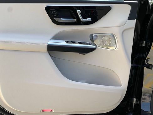 Certified 2026 Mercedes-Benz GLC 300 4MATIC image 36