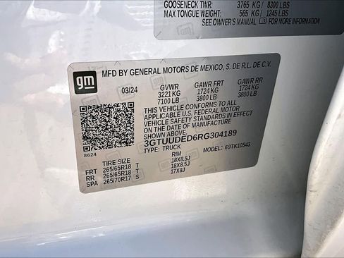 Used 2024 GMC Sierra 1500 SLT image 37