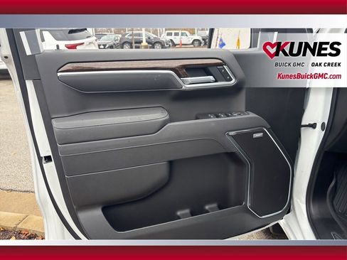 New 2026 GMC Sierra 1500 Elevation w/ Elevation Premium Package image 9