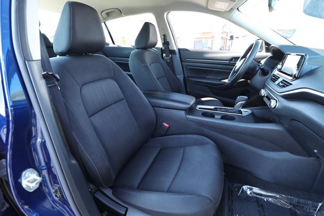 Used 2024 Nissan Altima 2.5 S FWD image 25