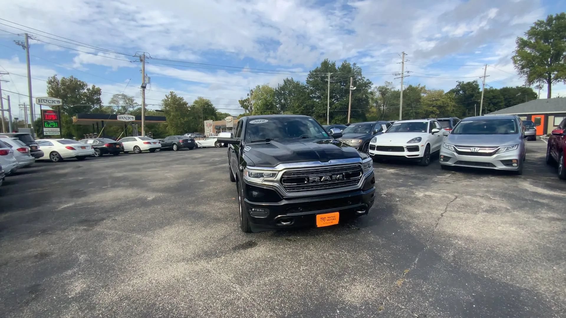 Used 2019 RAM 1500 Limited AWD/4WD image 3