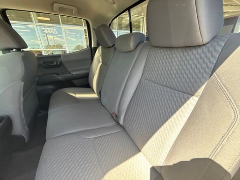 Used 2023 Toyota Tacoma SR AWD/4WD image 19