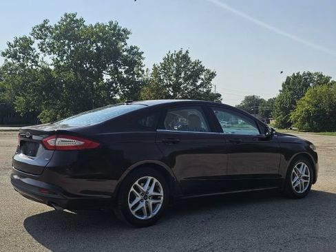 Used 2013 Ford Fusion SE FWD image 4