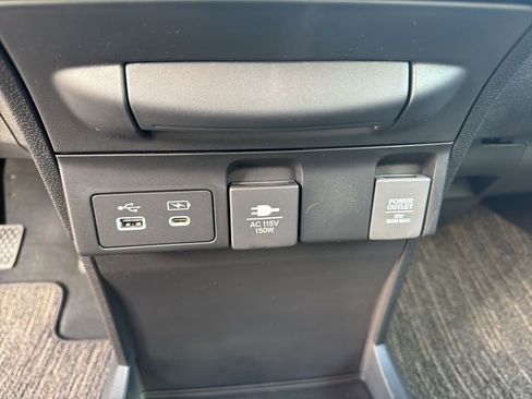 New 2026 Honda Odyssey Touring image 19