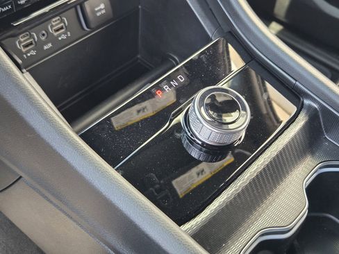 New 2025 Jeep Grand Cherokee Limited image 17