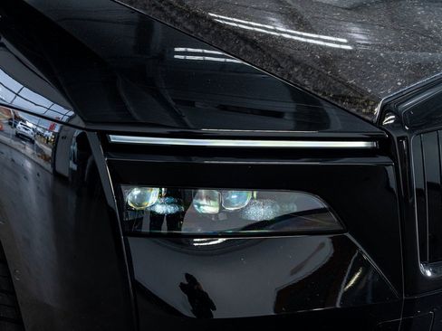 Used 2024 Rolls-Royce Spectre w/ Spectre Launch Package image 21