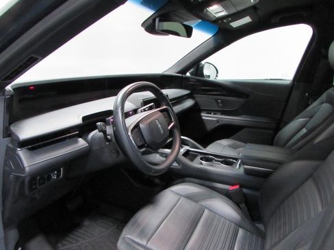 Used 2024 Lincoln Nautilus Reserve w/ Jet Appearance Package (87T) AWD/4WD image 13