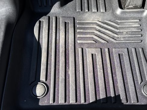 Used 2025 Ford Explorer Platinum w/ LUX Leather Package image 17