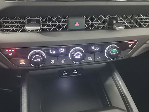 Certified 2025 Honda Accord SE image 31