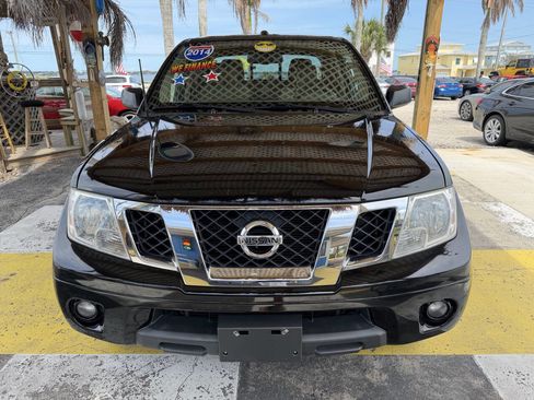 Used 2014 Nissan Frontier SV w/ SV Value Truck Package RWD image 2