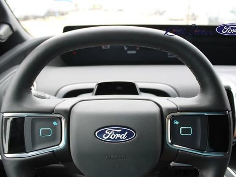 New 2027 Ford Expedition Max Platinum w/ Stealth Appearance Package RWD image 17
