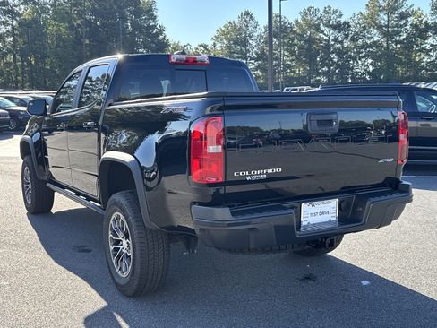 Used 2022 Chevrolet Colorado ZR2 image 6