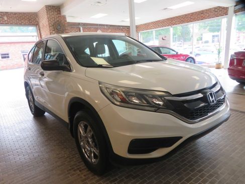 Used 2015 Honda CR-V LX image 4
