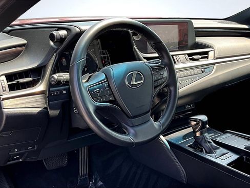 Used 2021 Lexus ES 300h w/ Premium Package FWD image 17