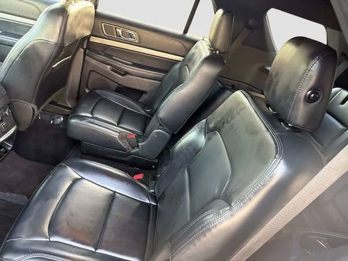 Used 2019 Ford Explorer XLT w/ Equipment Group 202A image 14