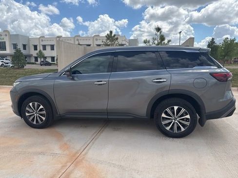 Used 2023 INFINITI QX60 Pure image 6