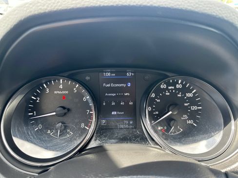 Used 2019 Nissan Rogue SV AWD/4WD image 47