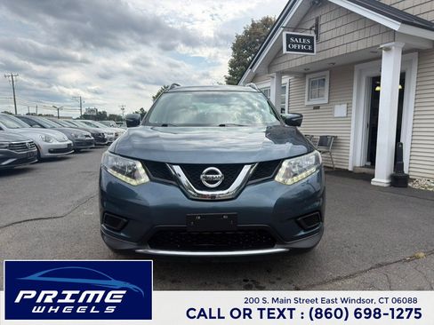 Used 2014 Nissan Rogue SV w/ SV Premium Package AWD/4WD image 2