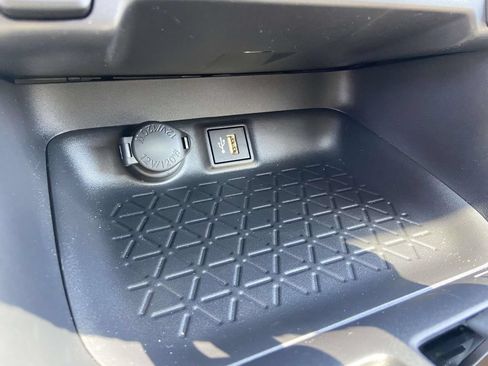 Used 2025 Toyota RAV4 XLE w/ Convenience Package FWD image 27