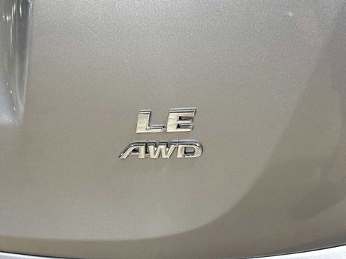 Used 2016 Toyota RAV4 LE AWD/4WD image 25