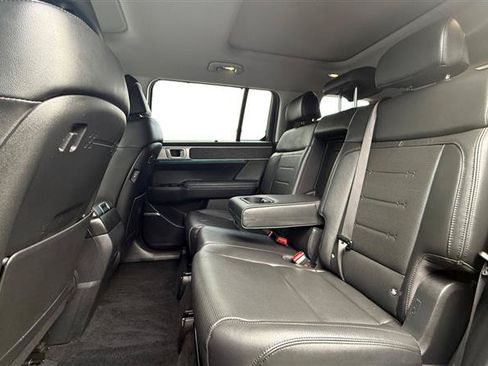 Used 2024 Hyundai Santa Fe Limited FWD image 16